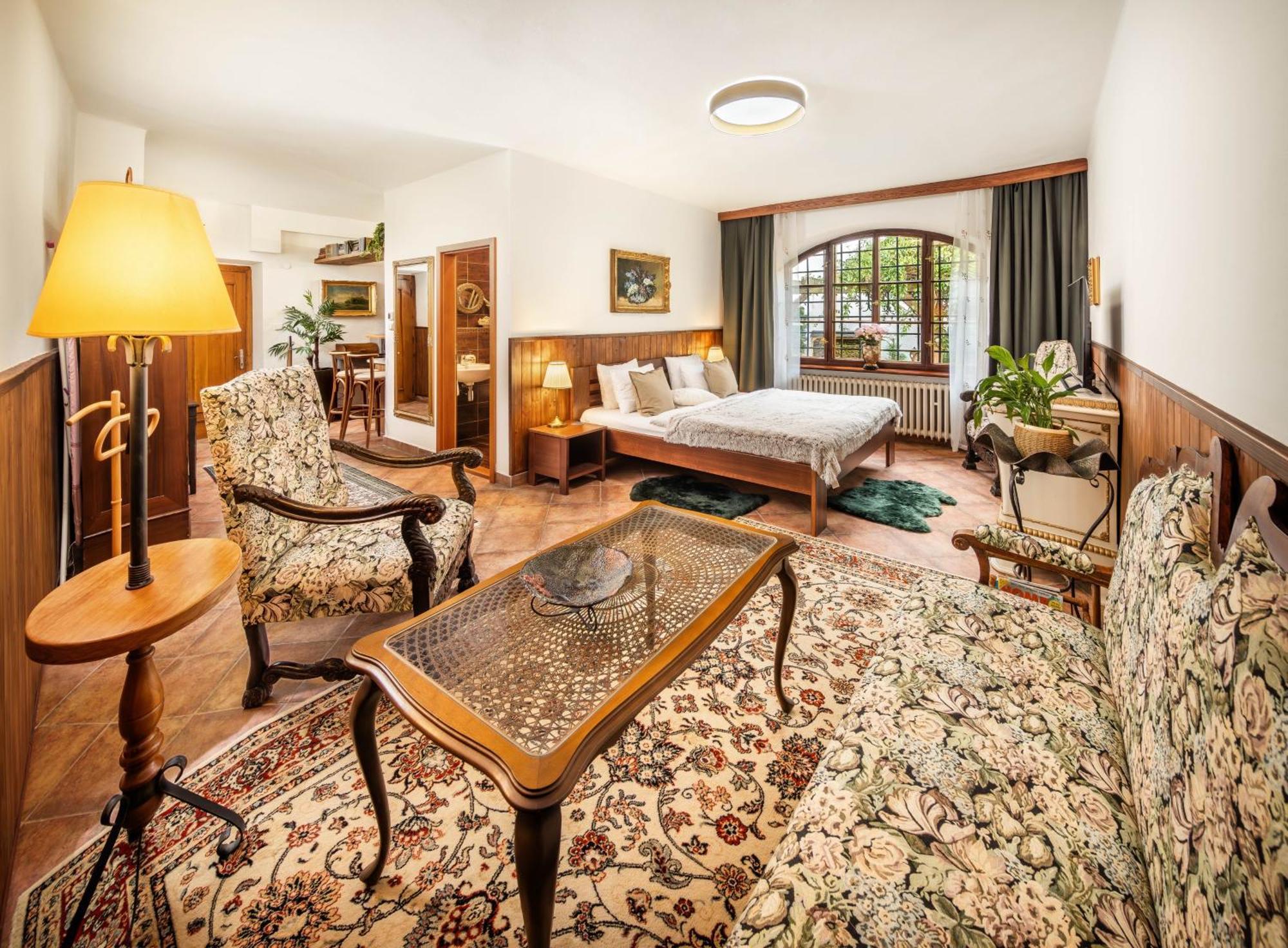Apartments Dlouha 93 Cesky Krumlov Ngoại thất bức ảnh