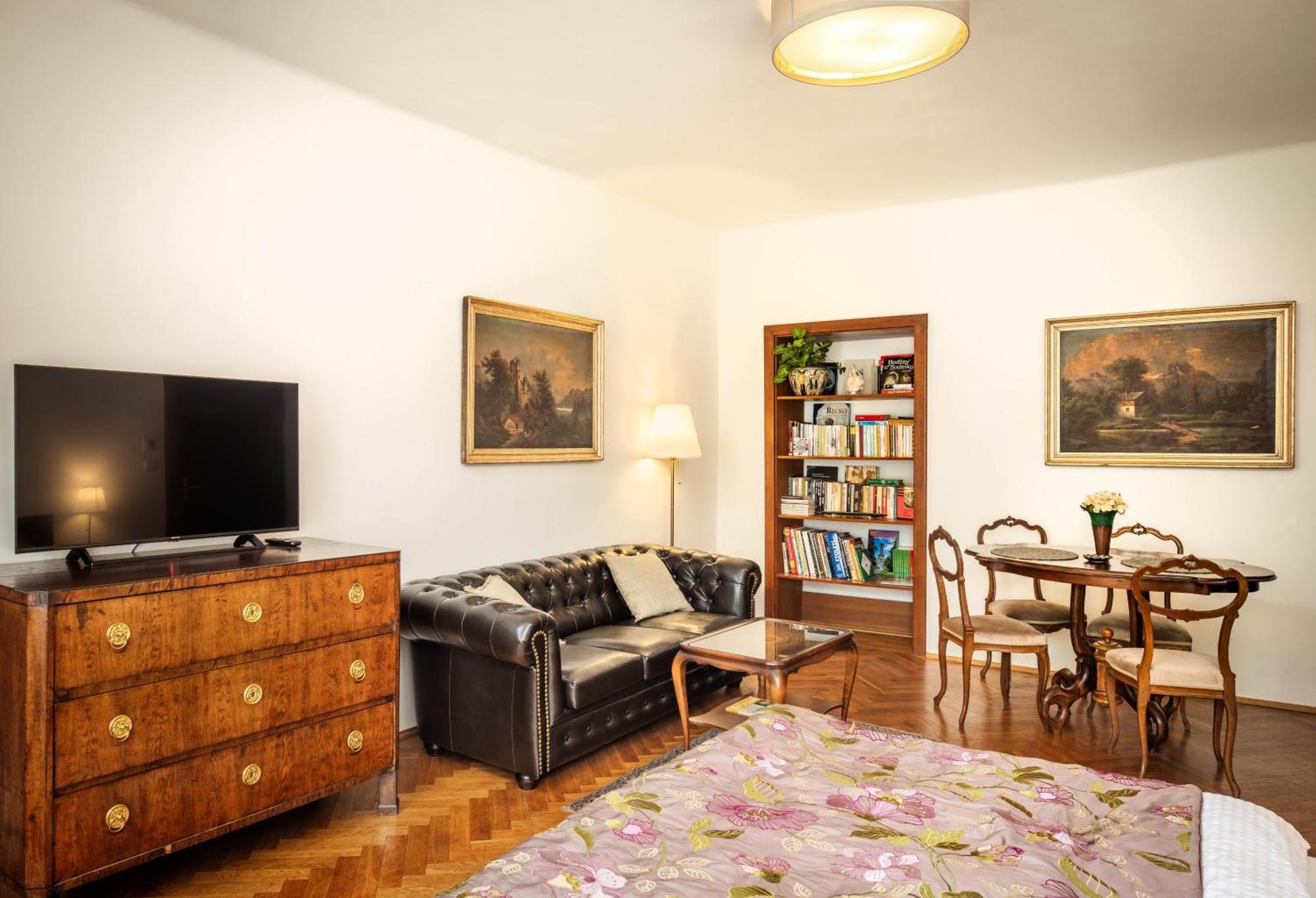 Apartments Dlouha 93 Cesky Krumlov Ngoại thất bức ảnh